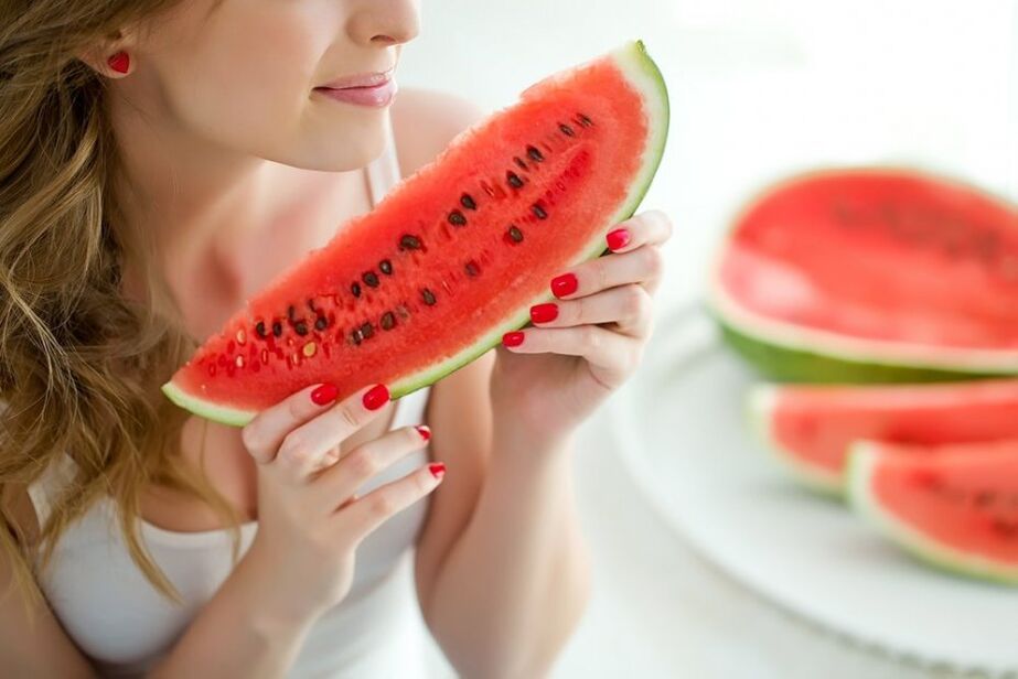 girl eating watermelon diet